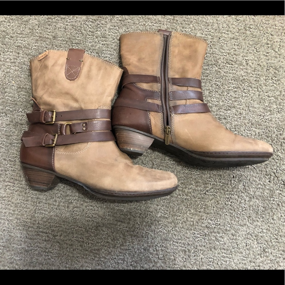 Pikolinos size 40EU. Hardly worn
